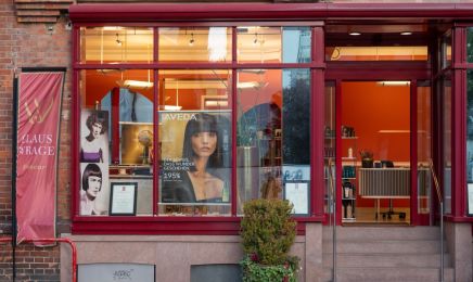 Claus Wrage Friseur: Friseur in Schwerin