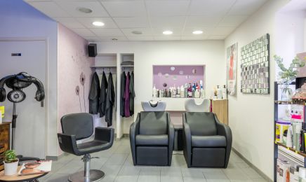 FM Hair : Coiffeur à Pommeret
