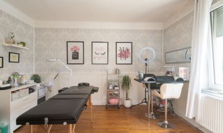 The Beauty Room : Manucure à Florange