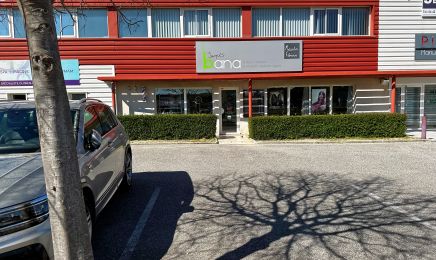 Les Salons Jacques Bana : Manucure à Saint-Mitre-les-Remparts