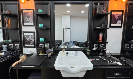 Les Artisans Coiffeurs  : Coiffeur à Paris