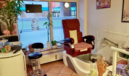 Nails & Lashes : Nagelstudio in Wolfsburg