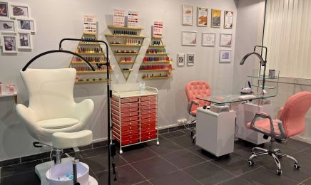 Myroslava Studio Beauté Pau : Manucure à Pau