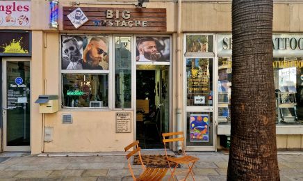Big mustache  : Barbier à Toulon