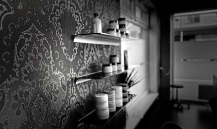 aufdermauer Friseur: Kosmetikstudio in Duisburg
