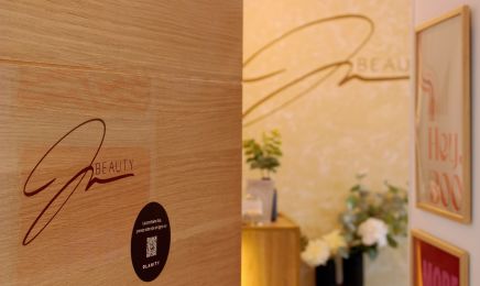 J Beauty : Manucure à Bessan