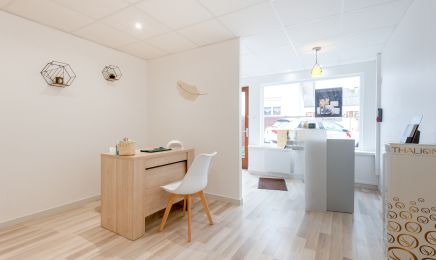 Atelier M' Beauté : Manucure à Saint Amé