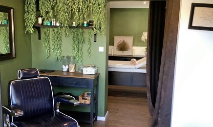 Le Coiffeur du Sourcil (The Brow Barber) : Barbier à Arles