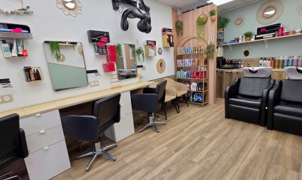 L'ATELIER DI'VINH : Simiane-Collongue  : Coiffeur à Simiane-Collongue