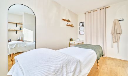 MAISON NLP BEAUTÉ - DRAINAGE LYMPHATIQUE RENATA & SPRAY TAN & CILS : Institut de beauté à Châteaugiron