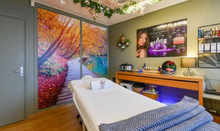 Esther D : Institut de beauté à Marly