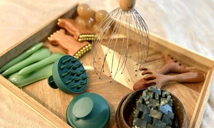Maison KÉMI | HeadSpa - Maison d’expertise capillaire et de beauté Cheveux texturés : Manucure à Angers