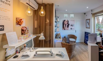 A Fleur de Peau : Manucure à Sanary-sur-Mer