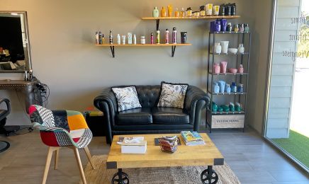 E&T Hair Studio • bot Genoma Ybera • : Coiffeur à Saint-Symphorien-de-Lay
