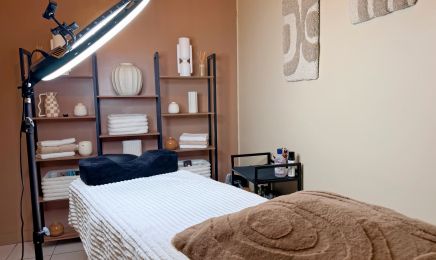 Emy Dermo Nails  : Institut de beauté à Toulon