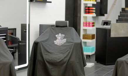 Alexis Barber 2  : Coiffeur à Arras