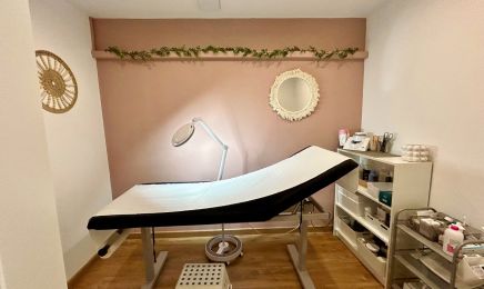 Esthétique by Lauriane (chez Espace Coiffure Mylène)  : Institut de beauté à Fos-sur-Mer