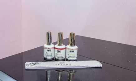 Studio Code beauté : Manucure à Flers