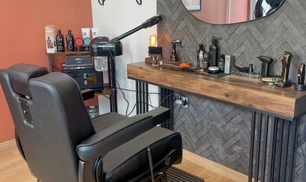 Le 85 artisan coiffeur : Barbier à La Haye-Malherbe