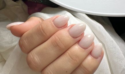French Nails Sandra : Manucure à Bollwiller