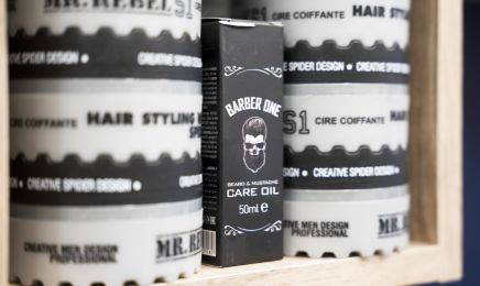 Monsieur H. Coiffeur Barbier : Barbier à La Rochelle