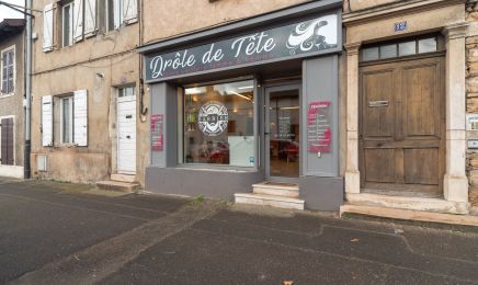 Drôle de tête  : Coiffeur à Saint-Georges-de-Reneins