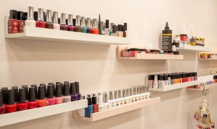 Ongles en Fleurs : Manucure à Lyon