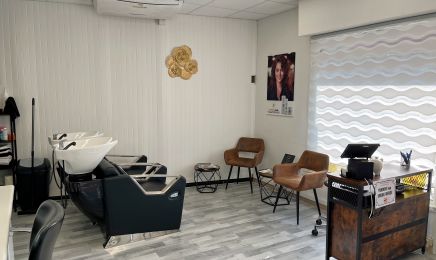 Les ciseaux d’as  : Coiffeur à Espinasses