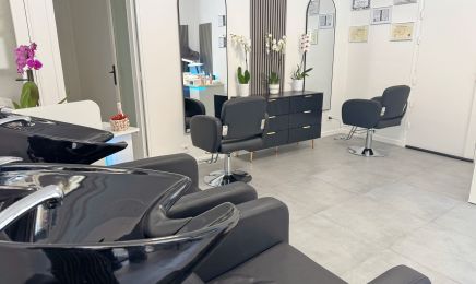 EVA HAKOBYAN - Salon de beauté  : Manucure à Marseille
