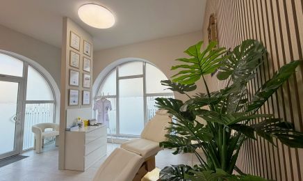 Éllygance Esthétique- Praxis für ästhetische Medizin: Kosmetikstudio in Nürnberg