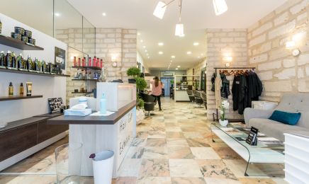 Hair coiff esthetica - Spécialiste Coloration Végétale : Coiffeur à Montpellier