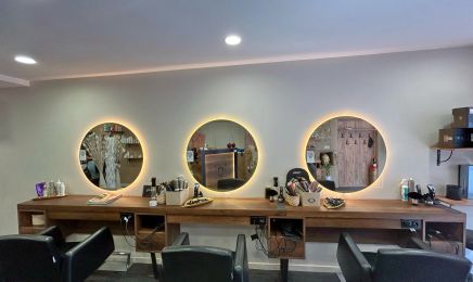 Le p'tit salon arboisien : Coiffeur à Arbois