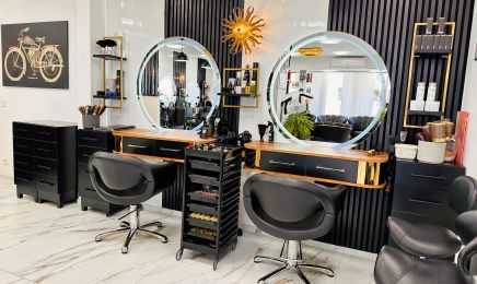 Evo Friseur : Kosmetikstudio in Langenau
