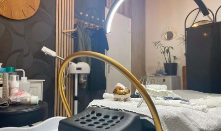 L’INSTANT COIFFURE / SALON SEKURA - Marseille : Institut de beauté à Marseille