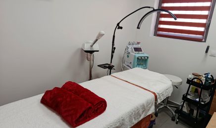 Réminiscence Derma Care. : Institut de beauté à Vailhauquès