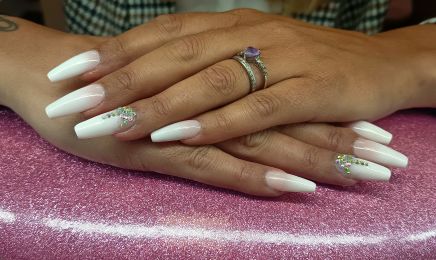 Nails & Beauté  : Manucure à Clermont-Ferrand