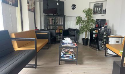 ROJ Barbershop : Friseur in Lenting