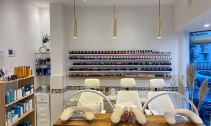 MAË'STHETIC LE SALON  : Manucure à Eaubonne