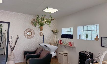 L'Atelier By Mélody : Manucure à Bourgneuf