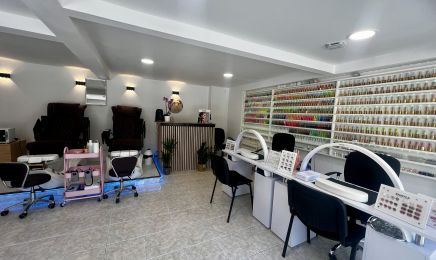 Dang Nails Beauté : Manucure à Hyères