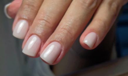 Nails Maison : Coiffeur à Toulouse