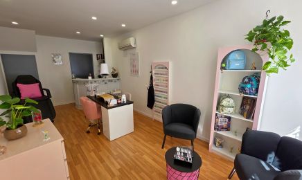 Tinker Nails : Manucure à Le Grand-Lemps