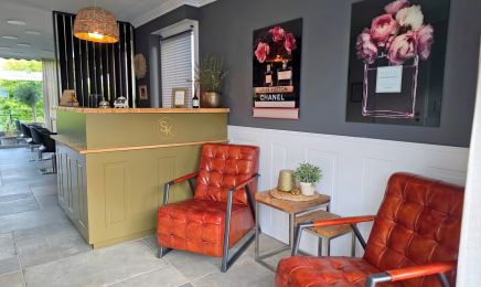 Salon Katharina : Kosmetikstudio in Büren