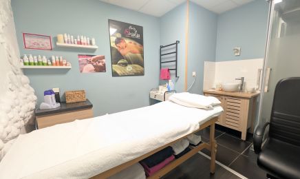 IDYLICQ BEAUTE : Manucure à Licques