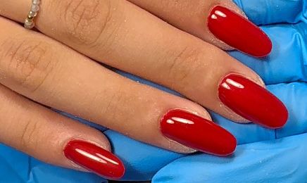 C’Cil beauté - Extension de cils Toulon  : Manucure à Toulon
