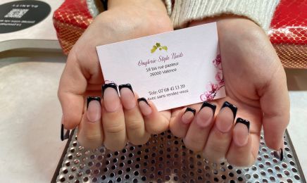  Ongles Style Nails : Manucure à Valence
