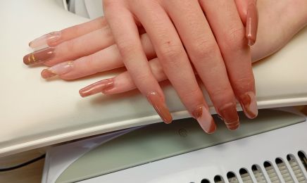 Ongles Cachou : Manucure à Langueux