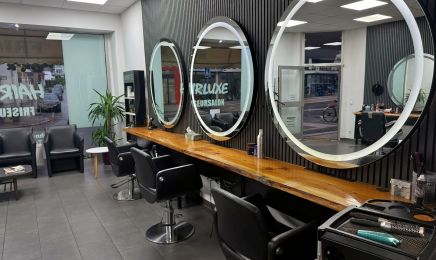 Hairluxe Friseursalon : Kosmetikstudio in Wetter (Ruhr)