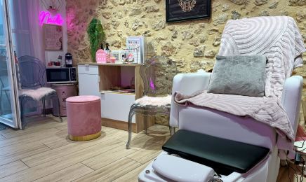Eva La Palette d’Ongles : Coiffeur à Cabriès