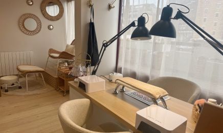 Minty Nails : Manucure à Deauville